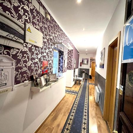 Hostal Abel Victoriano Madrid Exterior photo