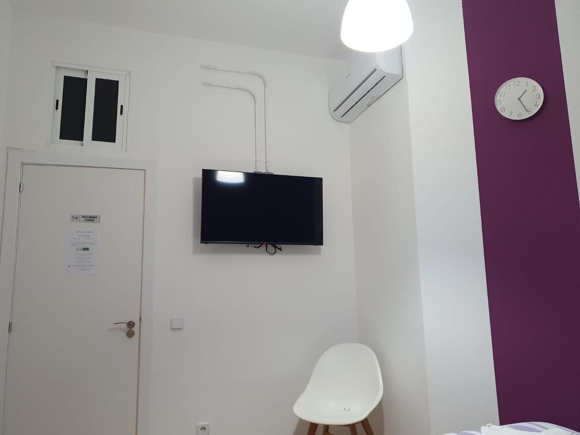 Hostal Abel Victoriano Madrid Exterior photo