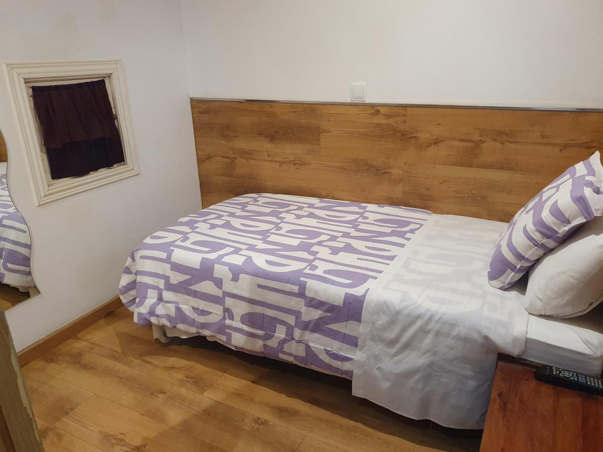 Hostal Abel Victoriano Madrid Exterior photo