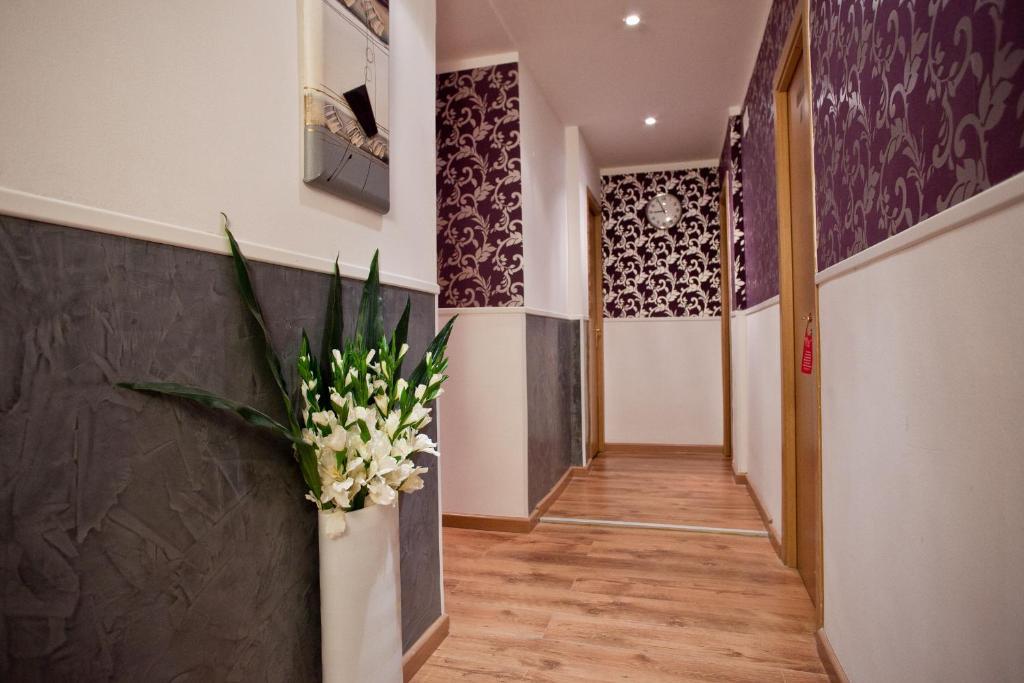 Hostal Abel Victoriano Madrid Exterior photo